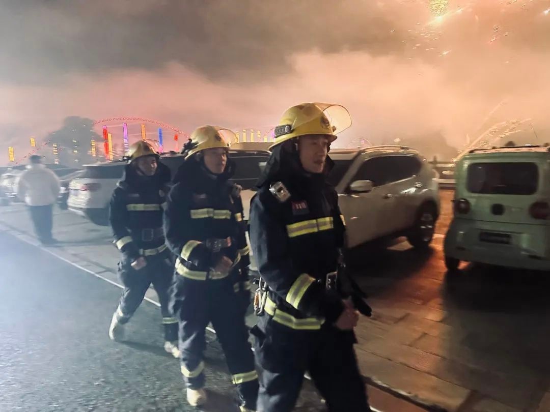 春节期间济宁消防如何确保平安祥和？揭秘前置执勤的惊人力量  第5张
