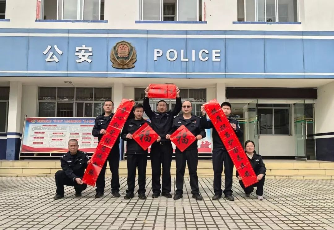 春节团圆时刻，安远公安辅警为何坚守岗位？他们的坚守背后藏着怎样的故事  第13张