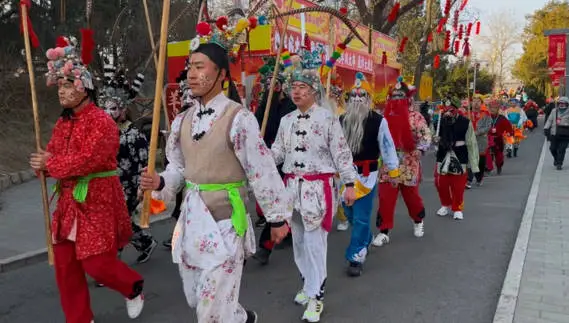 大年初一北京公园人潮涌动！72.99万人次如何度过欢乐假期？  第2张