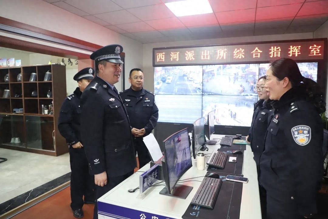 副区长深入基层慰问民辅警！这暖心一幕你知道吗？  第1张