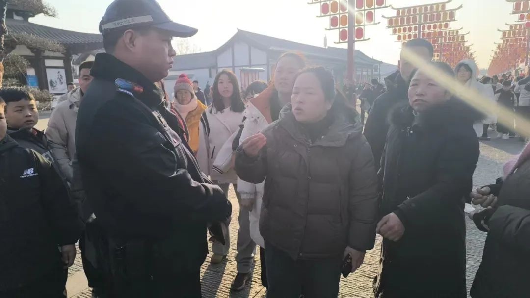 大名民警春节坚守岗位！他们忙碌身影为何让我们安心?  第8张