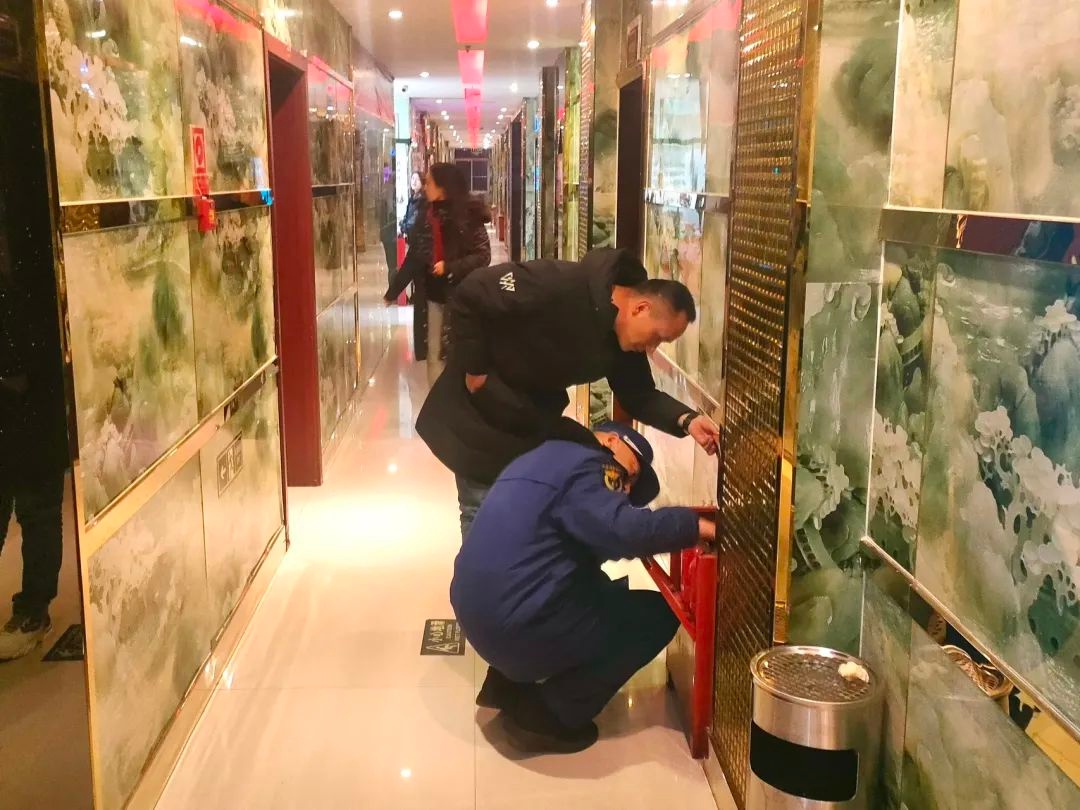 大年初一至初三，曲靖市消防救援支队夜查行动，你的春节安全有保障吗？  第5张