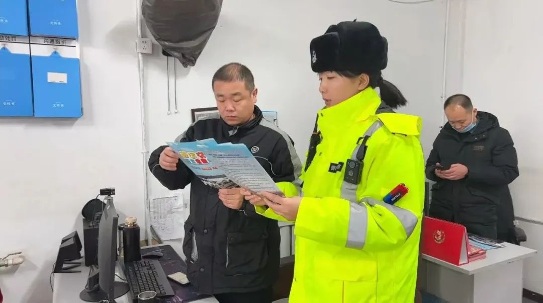 春节期间让胡路交警大队行动保障出行安全，你知道都做了啥?!  第6张