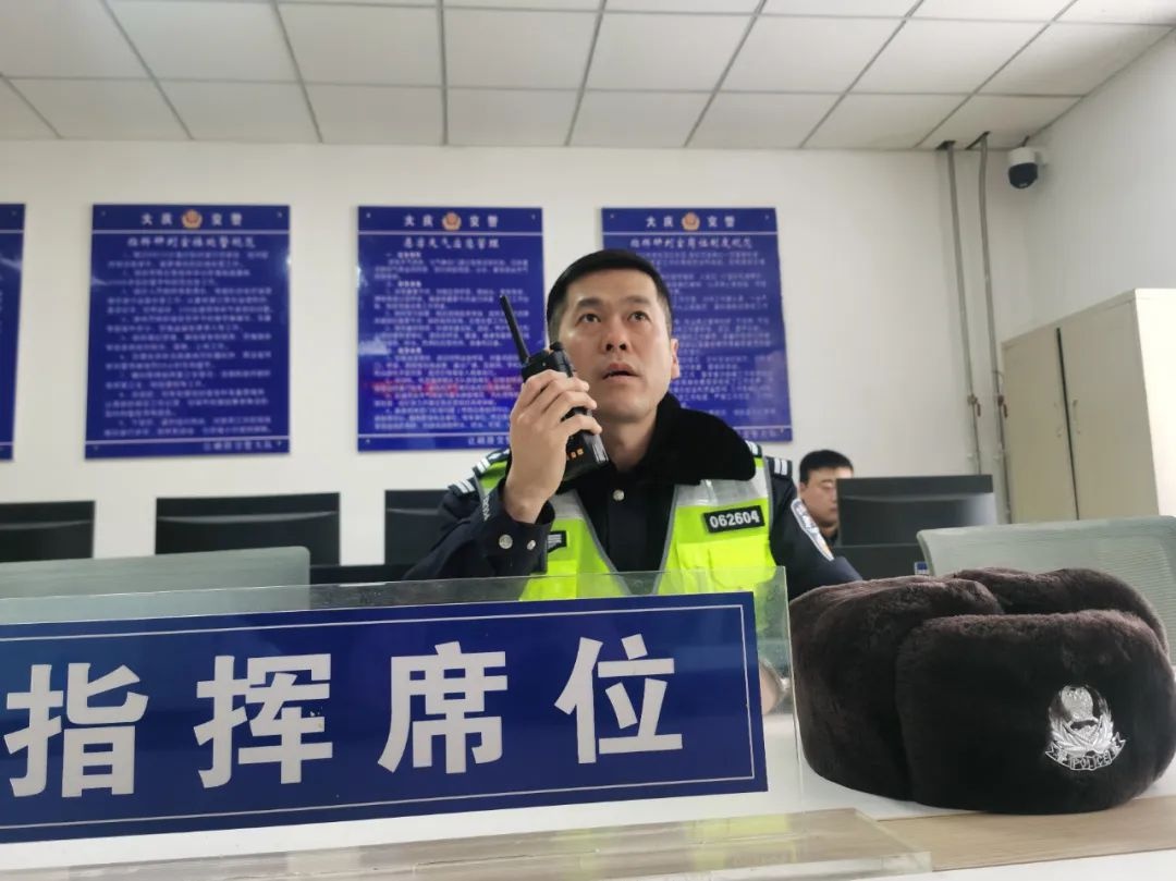 春节本是团聚时，交警刘磊为啥坚守岗位?致敬!  第3张