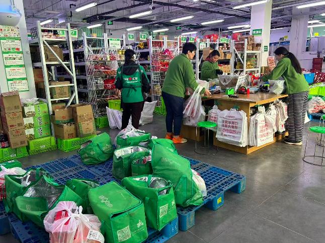 春节坚守岗位，放弃团聚！他们图啥呢？  第2张