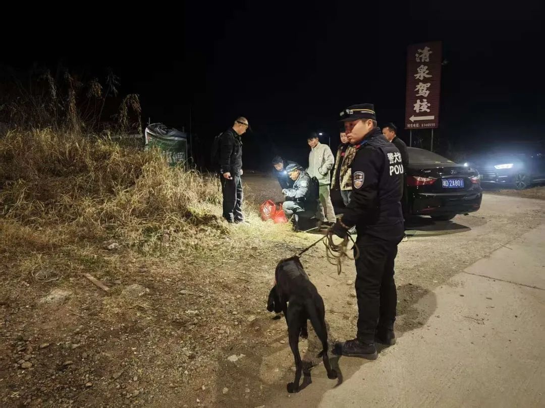 2025年春节，民警放弃团圆3次出动搜老人？  第2张