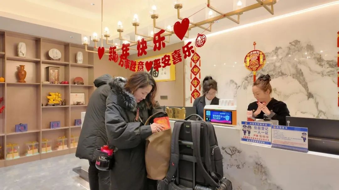 春节旅游高峰期，五台山服务不打折?快来体验独特年味儿!  第8张