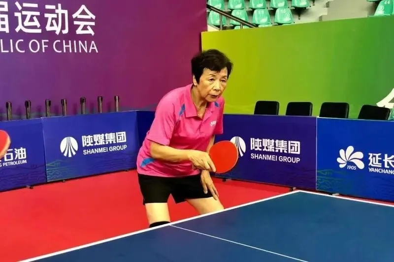 77岁奶奶再战全运！退休后重拾乒乓的她如何创造奇迹？  第3张