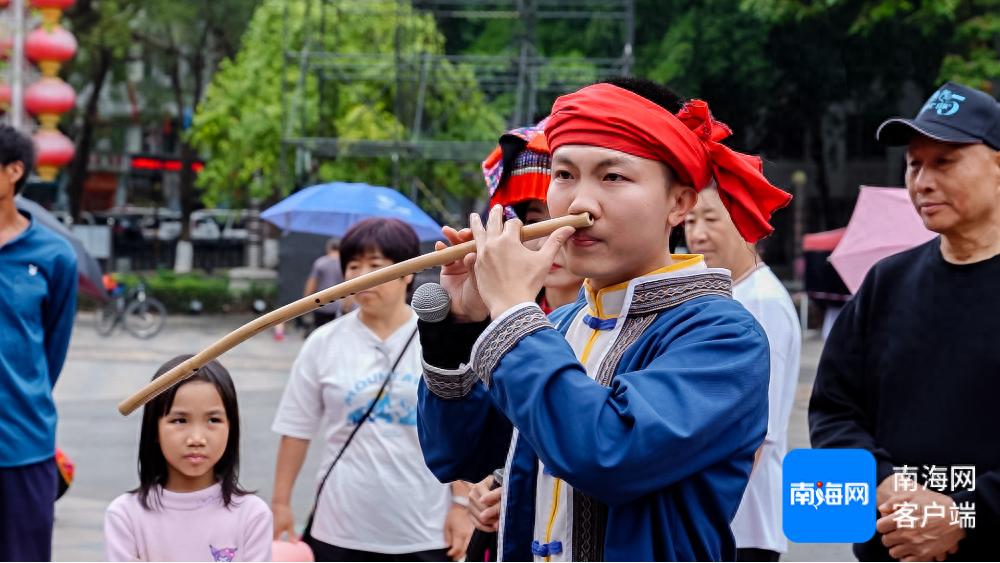 五指山与广西民歌歌手隔空对唱！你见过吗？  第1张