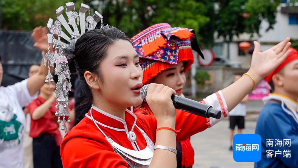 五指山与广西民歌歌手隔空对唱！你见过吗？  第4张