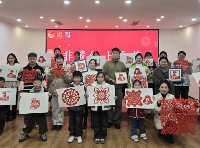 学雷锋超40场活动覆盖万余青少年!界首是怎么做到的?  第2张