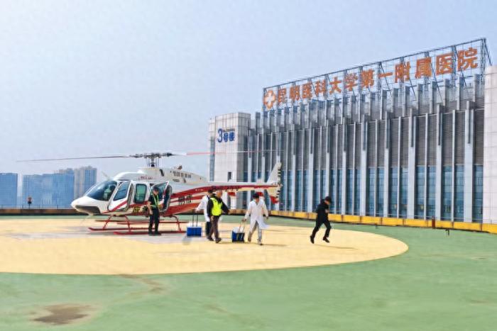 近500公里生命接力!普洱昆明三地联动，空中转运如何让4患者重获新生?  第1张