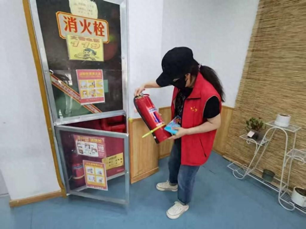 莲湖区土门街道惠民南坊社区为何密集开展消防安全专项行动？