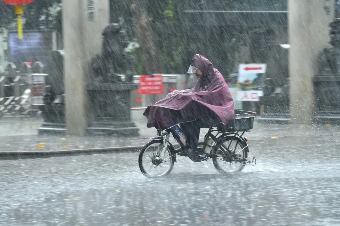 五一假期广东天气咋回事？粤北和珠三角暴雨来袭  第4张
