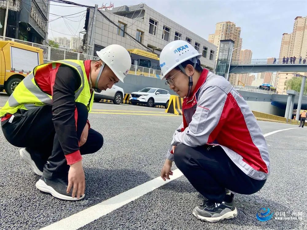 兰州市五星坪铁路平交道口4月30日正式通车！困扰市民的拥堵问题解决了？  第2张