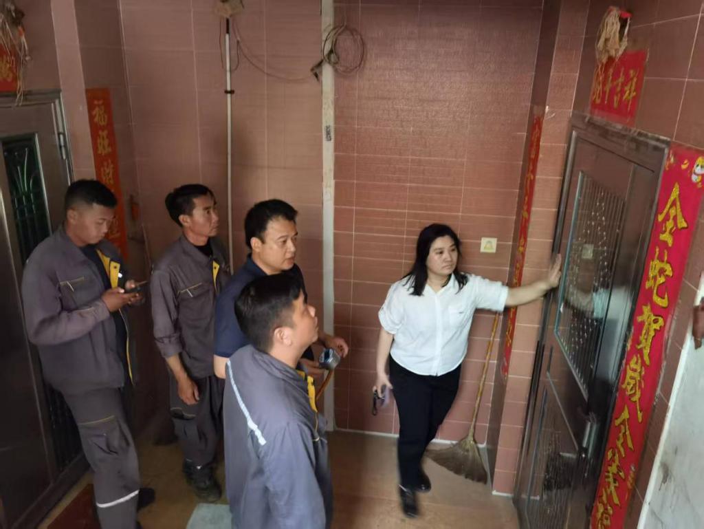 4月23日开平市联通营业厅下水道现可疑气体？多部门紧急行动  第5张