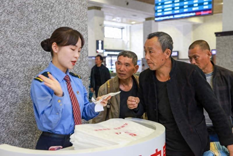 五一假期安康车务段预计发送旅客23万！你出行的车次安排好了吗？