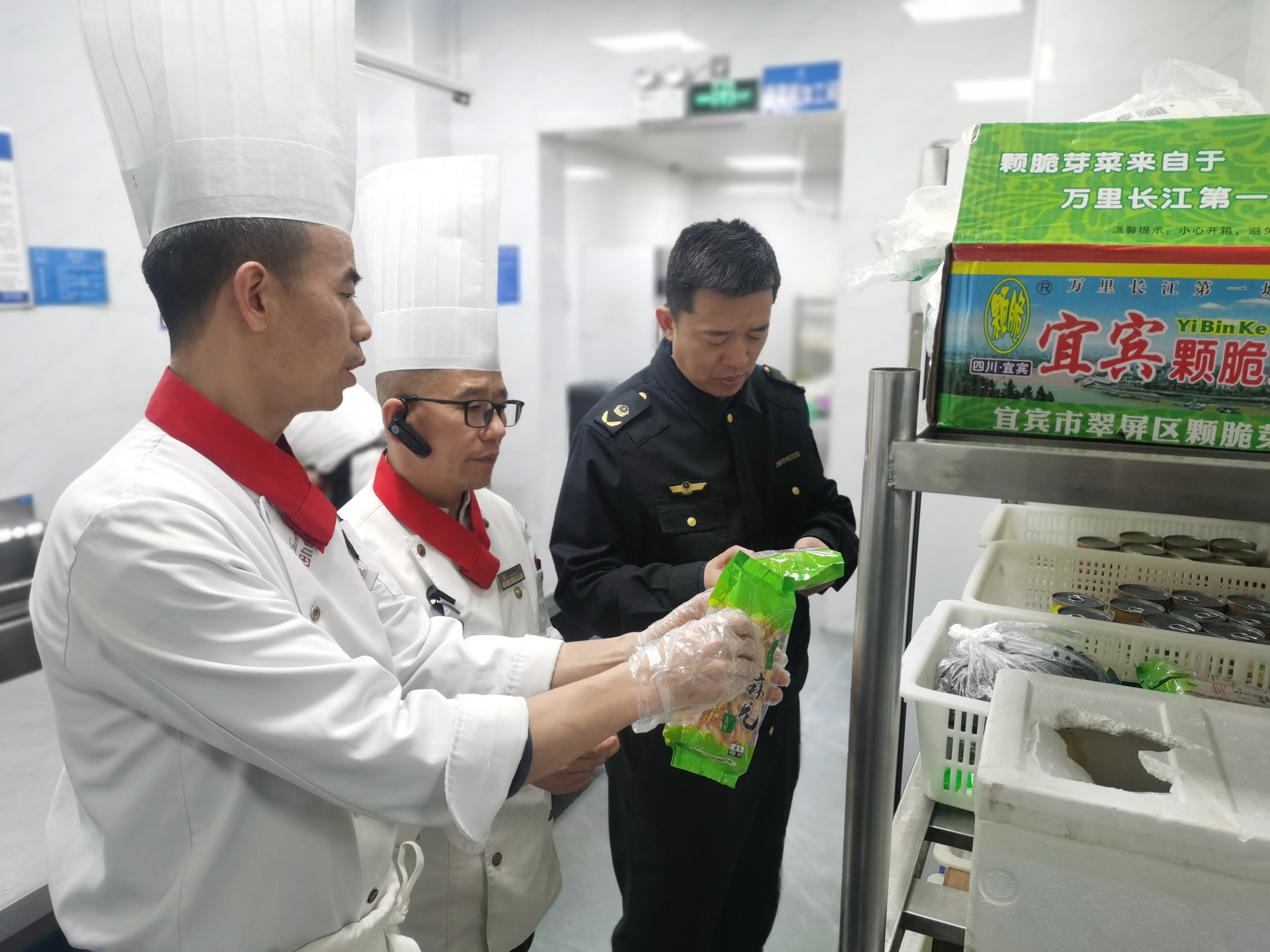 五一假期临近！甘州区北街市场监管所如何保障食品安全？  第2张