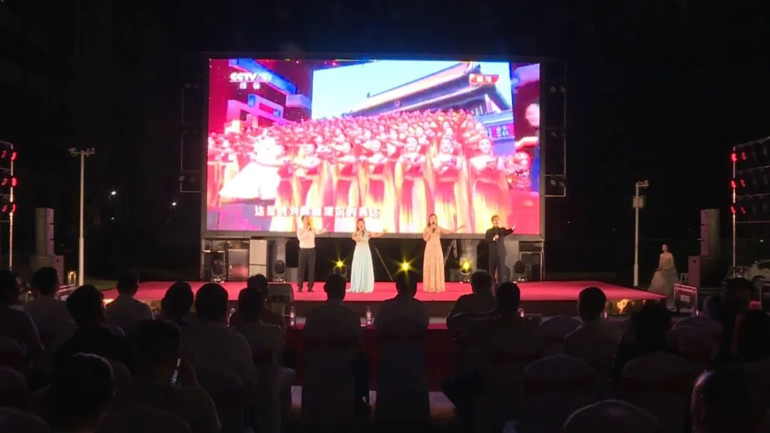 4月29日晚这场文艺晚会有多精彩？奏响‘五一’华章，亮点满满  第2张