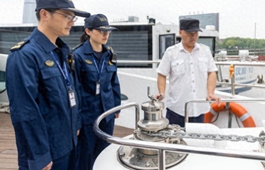 五一前夕！宁波三江口海事处如何为夜游船安全把好脉？