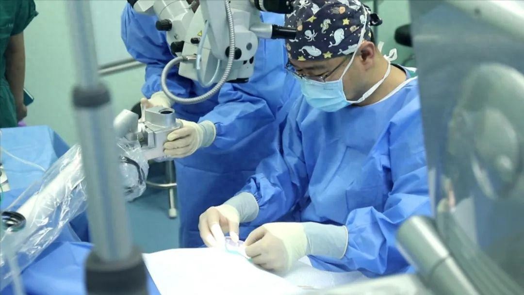 数字时代白内障侵袭中青年！现代医学如何重拾清晰视界？
