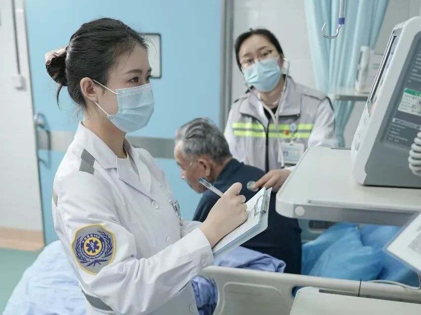 五一佳节，都江堰劳动者绘就崭新画卷？他们的付出令人动容  第12张
