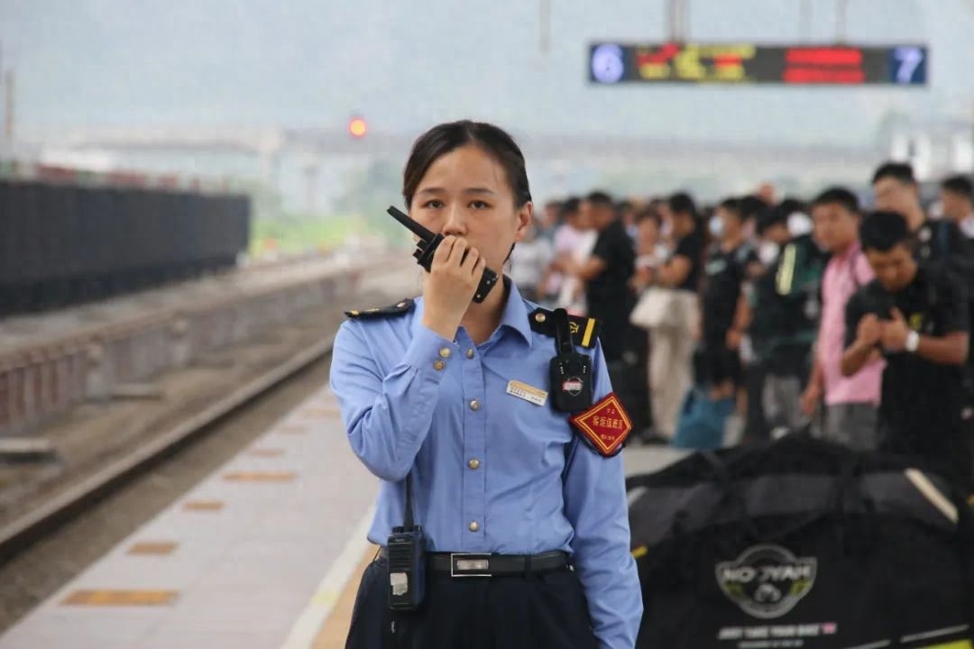 五一贺州、钟山西站客流大增！运输期限有啥变化？高峰哪天到？