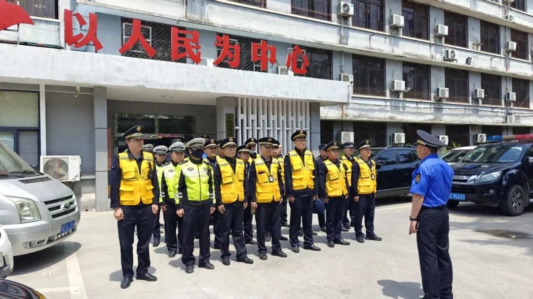五一假期前！市城管局直属大队为何开展建筑垃圾运输集中整治？