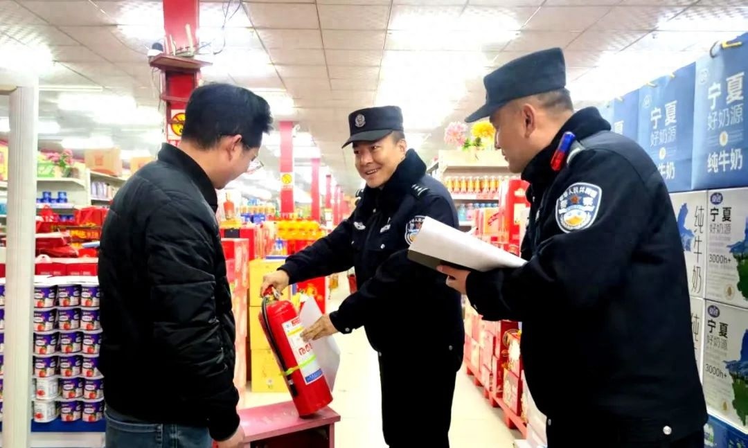 基层民警石文平：17年守护一方安宁！这背后藏着多少付出？  第1张