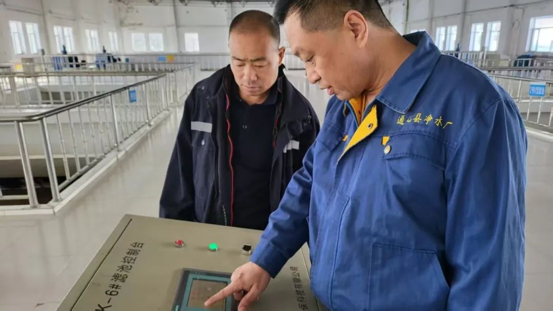 春节万家灯火时，他们为何默默坚守？揭秘通化县住建局的温暖守护  第3张