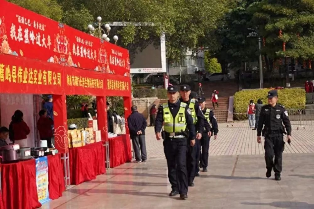 蛇年新春，梅州警察做了这么多！你的平安他们是怎么守护的？  第1张