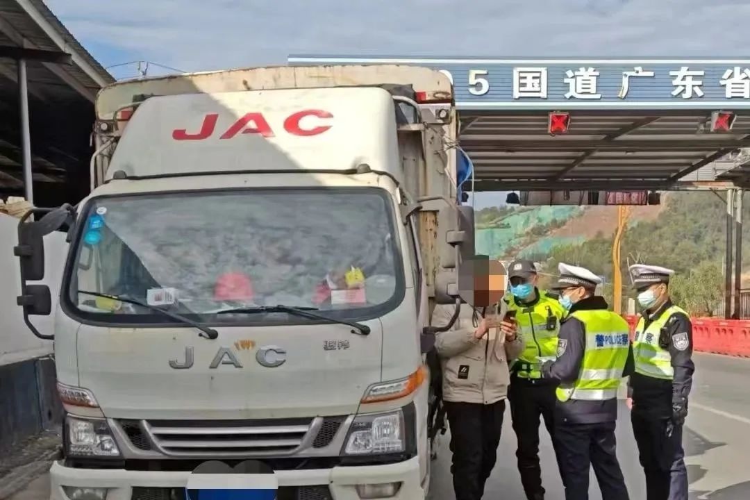 蛇年新春，梅州警察做了这么多！你的平安他们是怎么守护的？  第7张
