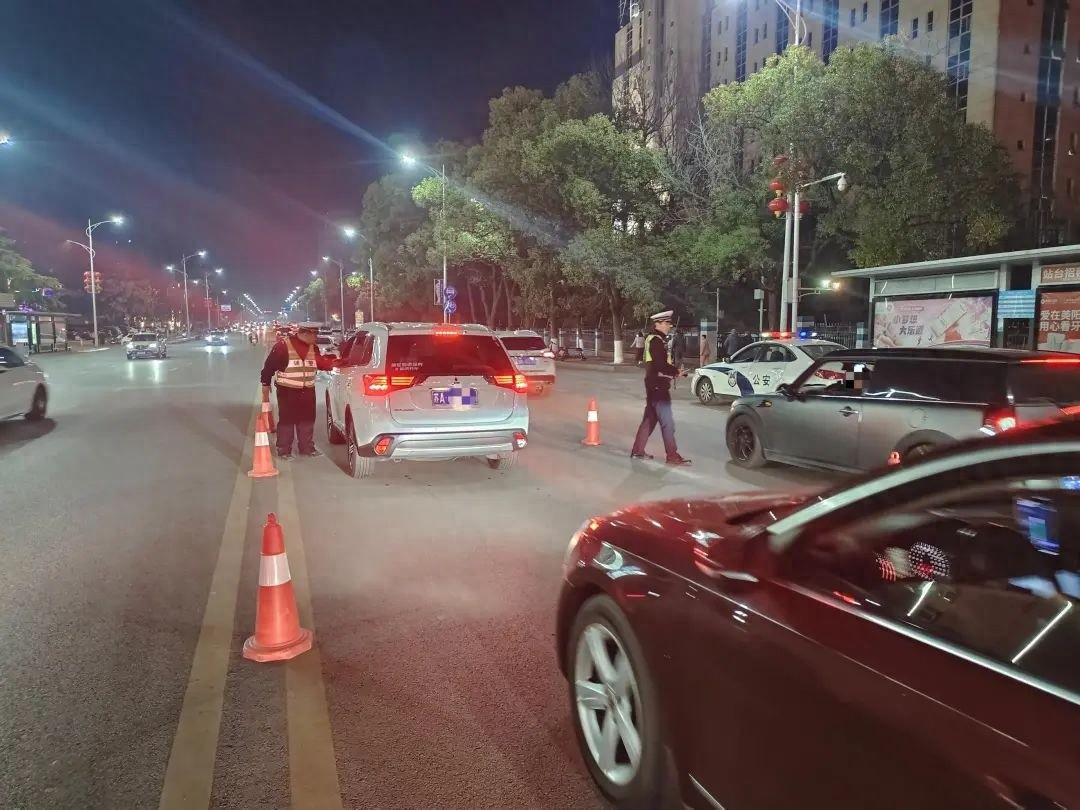 春节酒驾风险升！南河大队初一行动:如何保障出行?  第1张