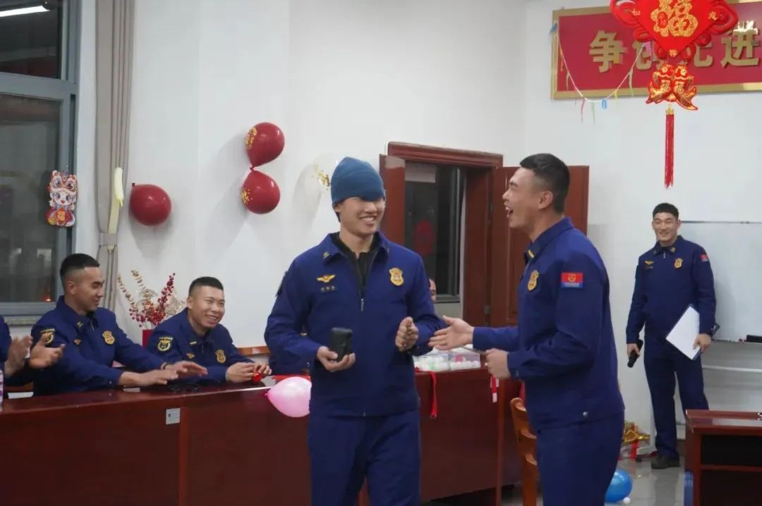 蛇年春晚大揭秘：武夷山森林消防指战员如何用才艺点燃新春激情？  第6张