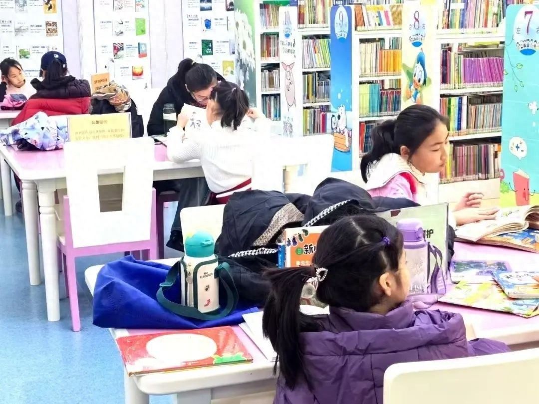 春节假期不闭馆！石家庄市图书馆为何成为市民过年的热门去处？  第1张