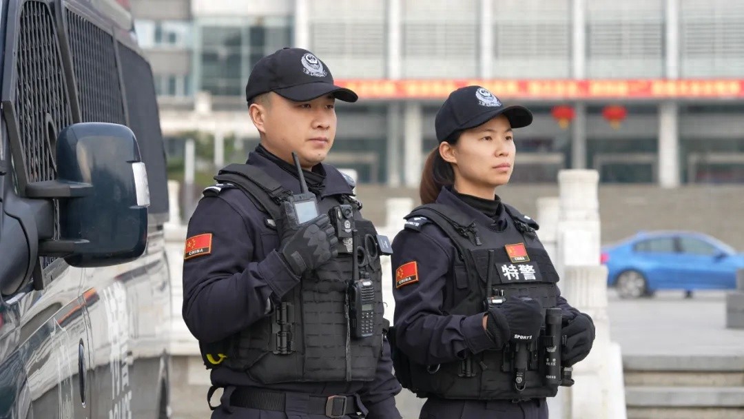 春节期间，遵义公安如何守护你的平安？揭秘警察蜀黍的city walk  第1张