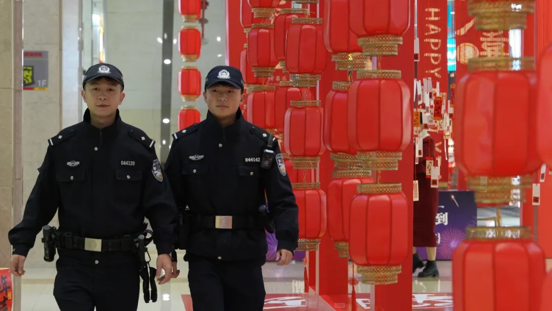 春节期间，遵义公安如何守护你的平安？揭秘警察蜀黍的city walk  第4张