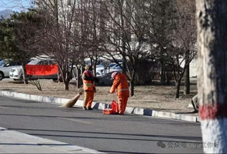 春节团圆时，环卫工坚守岗位！你知道他们背后的感人故事吗?