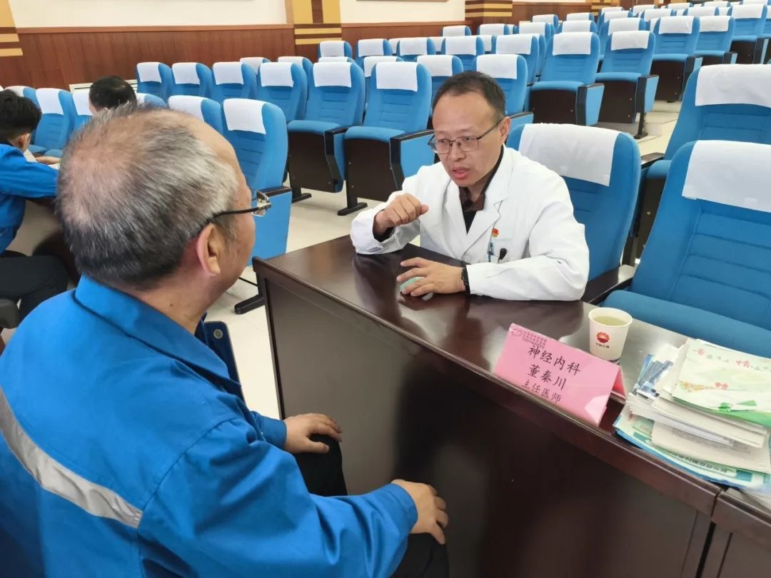 宝鸡市中医医院走进企业送健康，你的健康他们来守护  第5张