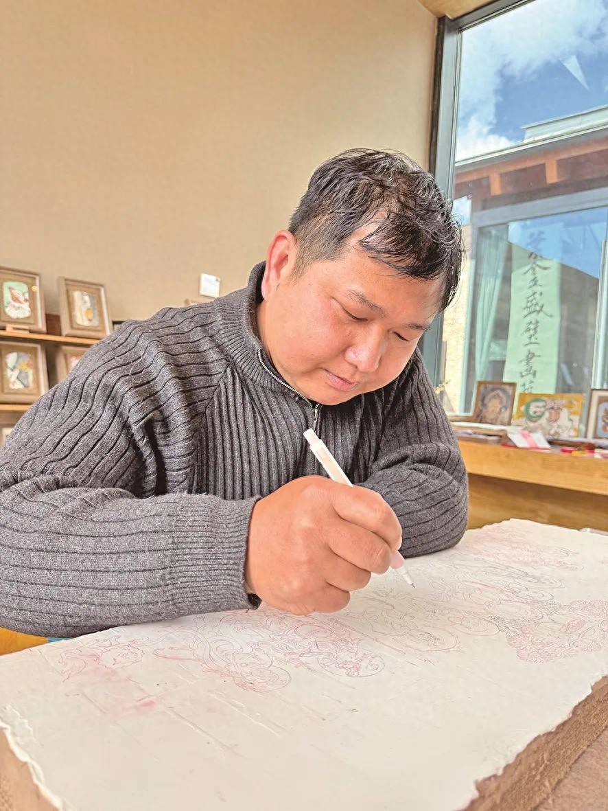 白沙壁画文创工作室主人叶金盛：从广东到敦煌，7年逐梦之旅背后藏着怎样的传奇?