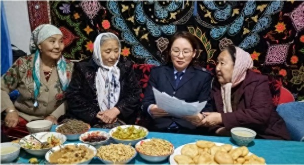 阿帕们遇到法律麻烦不用愁? 看法律援助来帮忙!