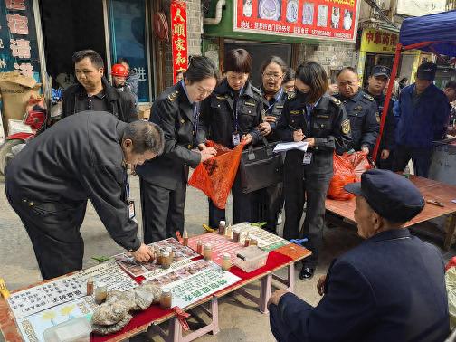 凯里突击整治中草药市场！多部门联动都做了啥?